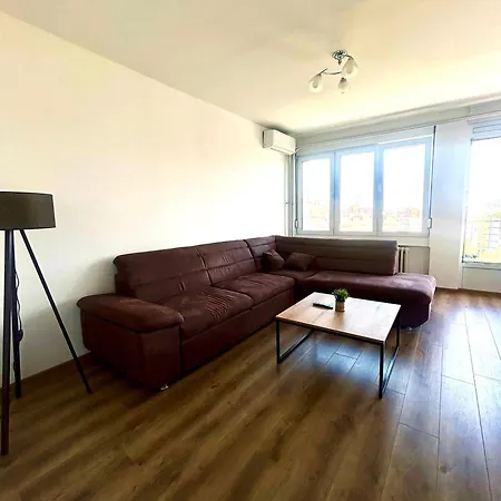 Arena Apartment